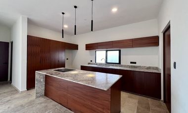 CASA NUEVA EN DZITYA DE 4 HABITAC.