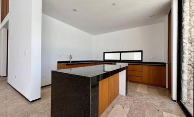 CASA EN DZITYA DE 4 RECÁMARAS Y ALBERCA EN DZITYA