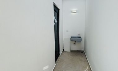 Casa con alberca, recámara en planta baja y roof garden – Monte Magno