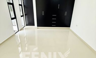 Casa con alberca, recámara en planta baja y roof garden – Monte Magno