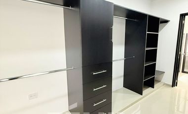 Casa con alberca, recámara en planta baja y roof garden – Monte Magno