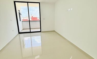 Casa con alberca, recámara en planta baja y roof garden – Monte Magno