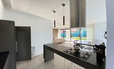 Casa  en alquiler