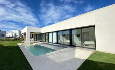 Casa  en alquiler