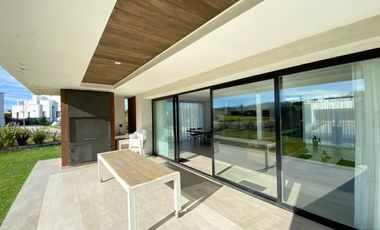 Casa  en alquiler