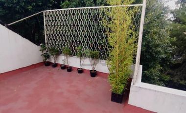 CASA CON USO DE SUELO EN LA ANZURES