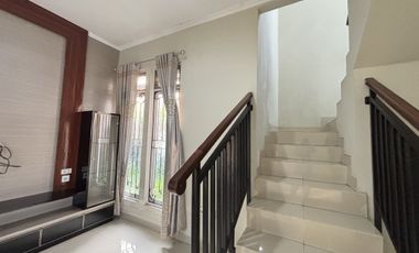 Dijual Rumah Usaha pinggir jalan utama di Citra Indah city Jonggol