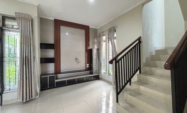 Dijual Rumah Usaha pinggir jalan utama di Citra Indah city Jonggol