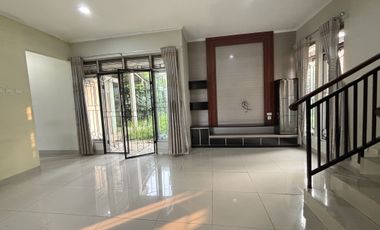 Dijual Rumah Usaha pinggir jalan utama di Citra Indah city Jonggol