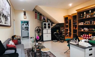 Rumah Modern Minimalis Cluster Elite Mahendradatta