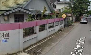 Dijual rumah di gatot hitung tanah