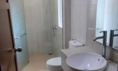 Dijual Villa Semi Furnish ada Kolam Renang Dago Resort  Bandung