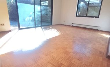 ARRIENDO DE GRAN CASA IDEAL PARA EMPRESAS, INSTITUCIONES