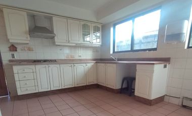 ARRIENDO DE GRAN CASA IDEAL PARA EMPRESAS, INSTITUCIONES