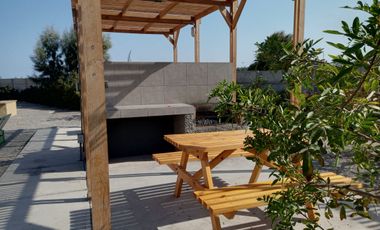DEPARTAMENTO COMO NUEVO VISTA A PISCINAS