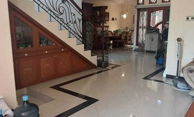 Rumah Cakep Depan Taman Lingkungan Asri Di Kemang Pratama 2 Bekasi