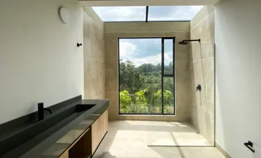 Venta de hermosa casa en el retiro , pantanillo