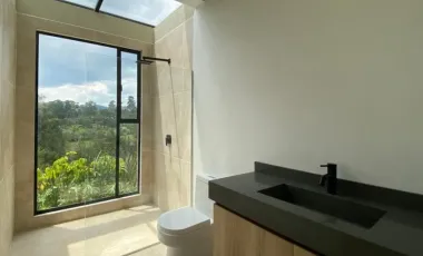 Venta de hermosa casa en el retiro , pantanillo