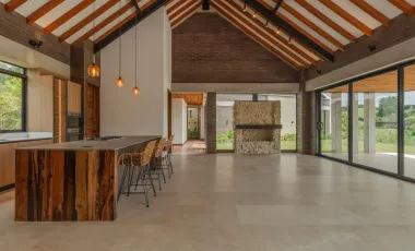 Exclusiva casa en venta en montesereno , el retiro / ant