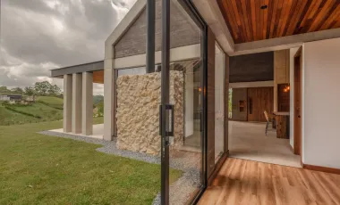 Exclusiva casa en venta en montesereno , el retiro / ant