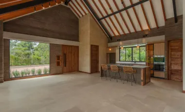 Exclusiva casa en venta en montesereno , el retiro / ant