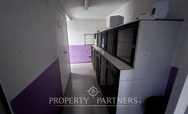 Espectacular local en Manquehue