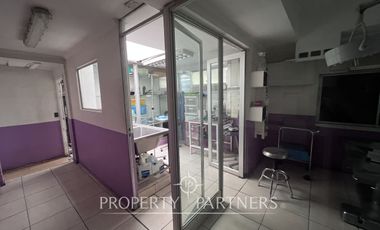 Espectacular local en Manquehue