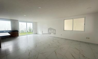 Casa en condominio en venta en San Salvador Tizatlalli, Metepec, México