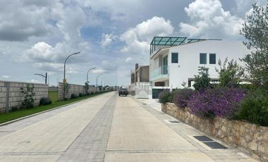 Casa en condominio en venta en San Salvador Tizatlalli, Metepec, México