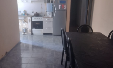VENDE: Casa en colonia Avellaneda, calle Serrano