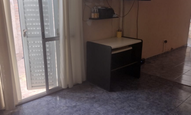 VENDE: Casa en colonia Avellaneda, calle Serrano