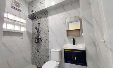 Rumah Mewah Baru Siap Huni di Cluster Baturan Dekat Manahan Solo