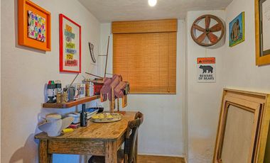 CASA AMUEBLADA EN RENTA CON JARDIN Y JACUZZI EN VALLE DE BRAVO