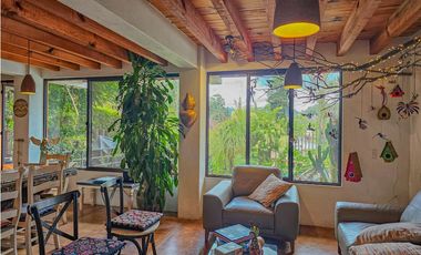 CASA AMUEBLADA EN RENTA CON JARDIN Y JACUZZI EN VALLE DE BRAVO