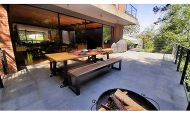 CASA EN RENTA CON CASCADA EN AVNDARO, VALLE DE BRAVO