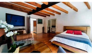 CASA EN RENTA CON CASCADA EN AVNDARO, VALLE DE BRAVO