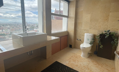 Venta de oficina Amueblada con inquilino en Edificio Juarez 2509