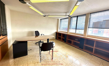 Venta de oficina Amueblada con inquilino en Edificio Juarez 2509