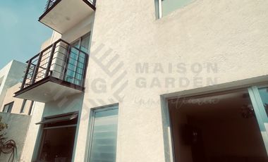 Casa en Venta o Renta en Aqua 1, en esquina