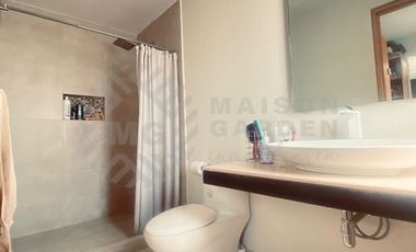 Casa en Venta o Renta en Aqua 1, en esquina