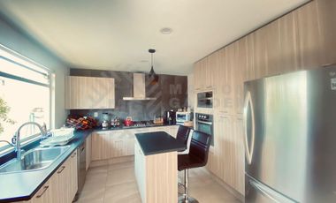 Casa en Venta o Renta en Aqua 1, en esquina