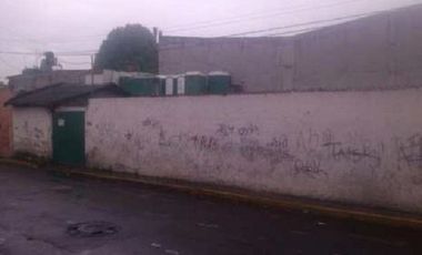 Nave industrial con oficinas en Venta.