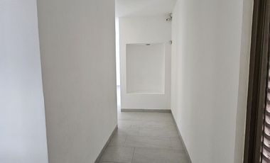 Casa en venta una planta en  esquina Mérida Yucatán, Residencial del Mayab