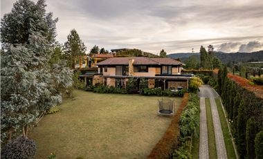 VENDO / Arriendo Casa Campestre en El Alto del Escobero