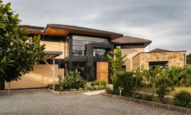 VENDO / Arriendo Casa Campestre en El Alto del Escobero