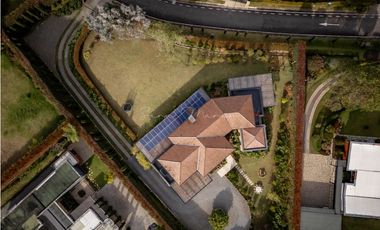 VENDO / Arriendo Casa Campestre en El Alto del Escobero