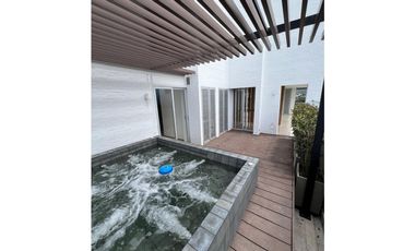 PENTHOUSE CON JACUZZI I VISTA 360 EN PANCE