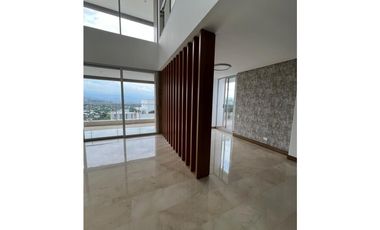 PENTHOUSE CON JACUZZI I VISTA 360 EN PANCE