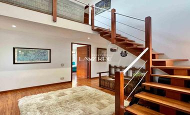 Casa esquinera independiente de un nivel en Cajicá