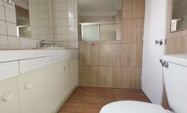 Arriendo Casa 4D2B1E - Las Condes Av Apoquindo